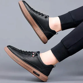 Tênis Ortopédico em Couro Legitimo Italian Lugan + Relógio de Brinde